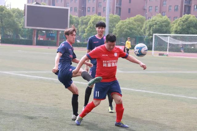 曼联将埃迪·豪视为接替卡里克的首选